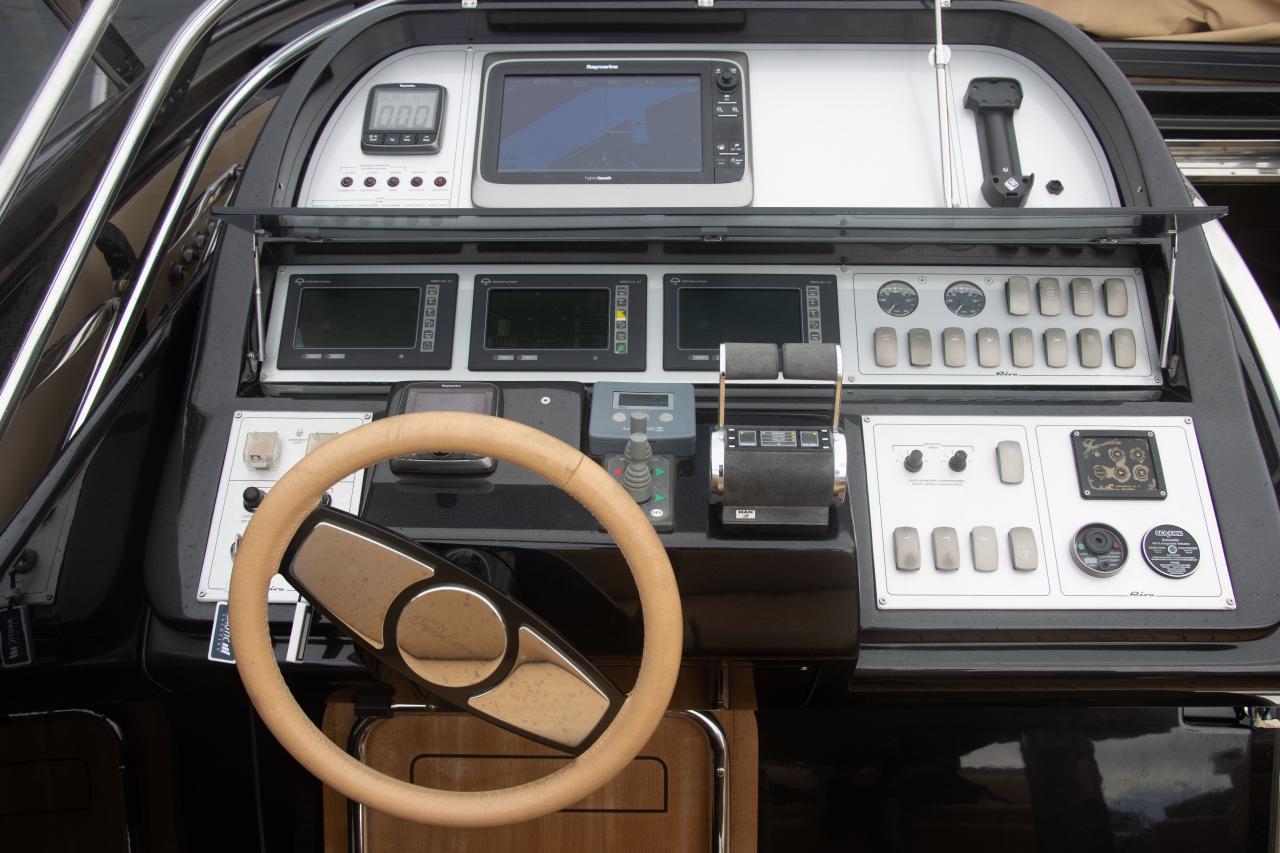 Riva Rivale 52 — photo 20