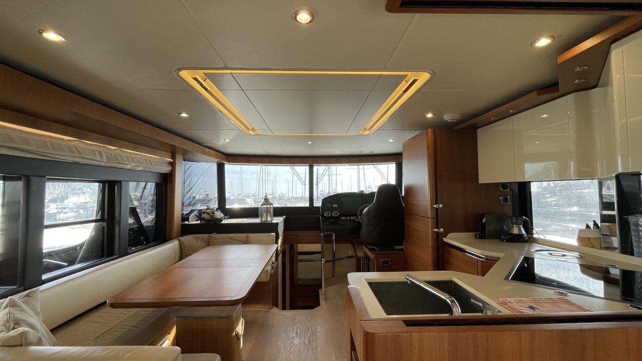 Absolute Navetta 58 — photo 26