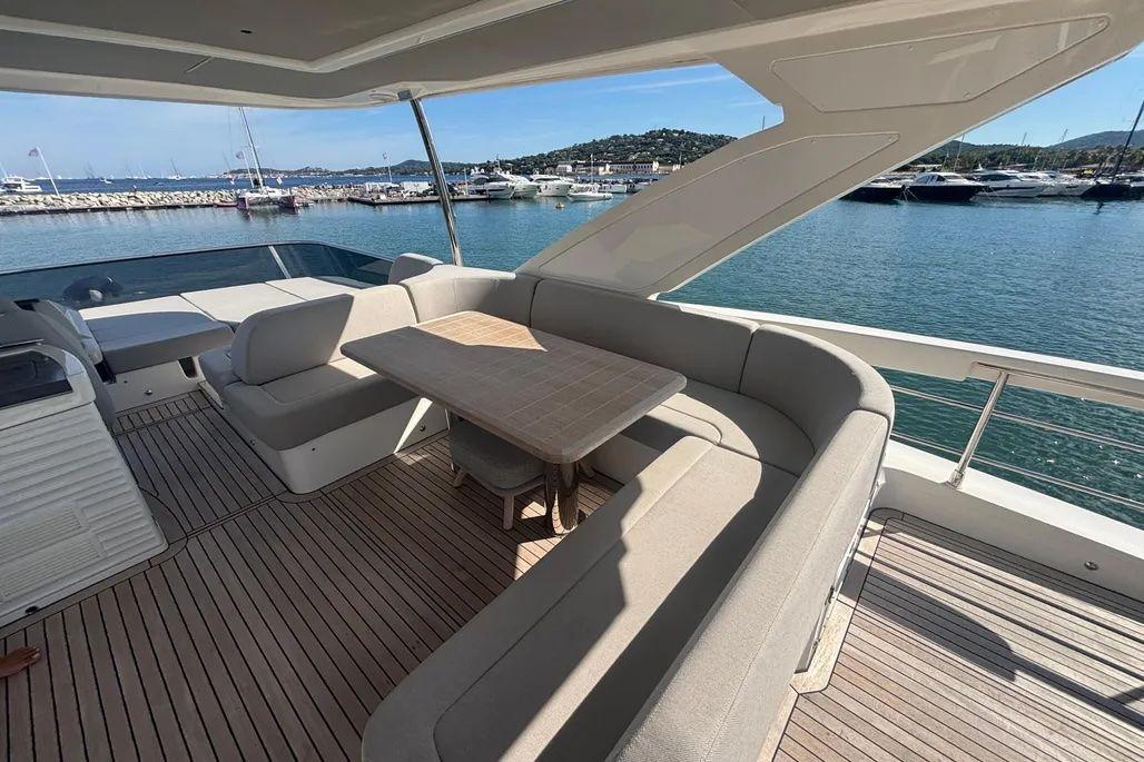 Absolute 60 FLY — photo 23