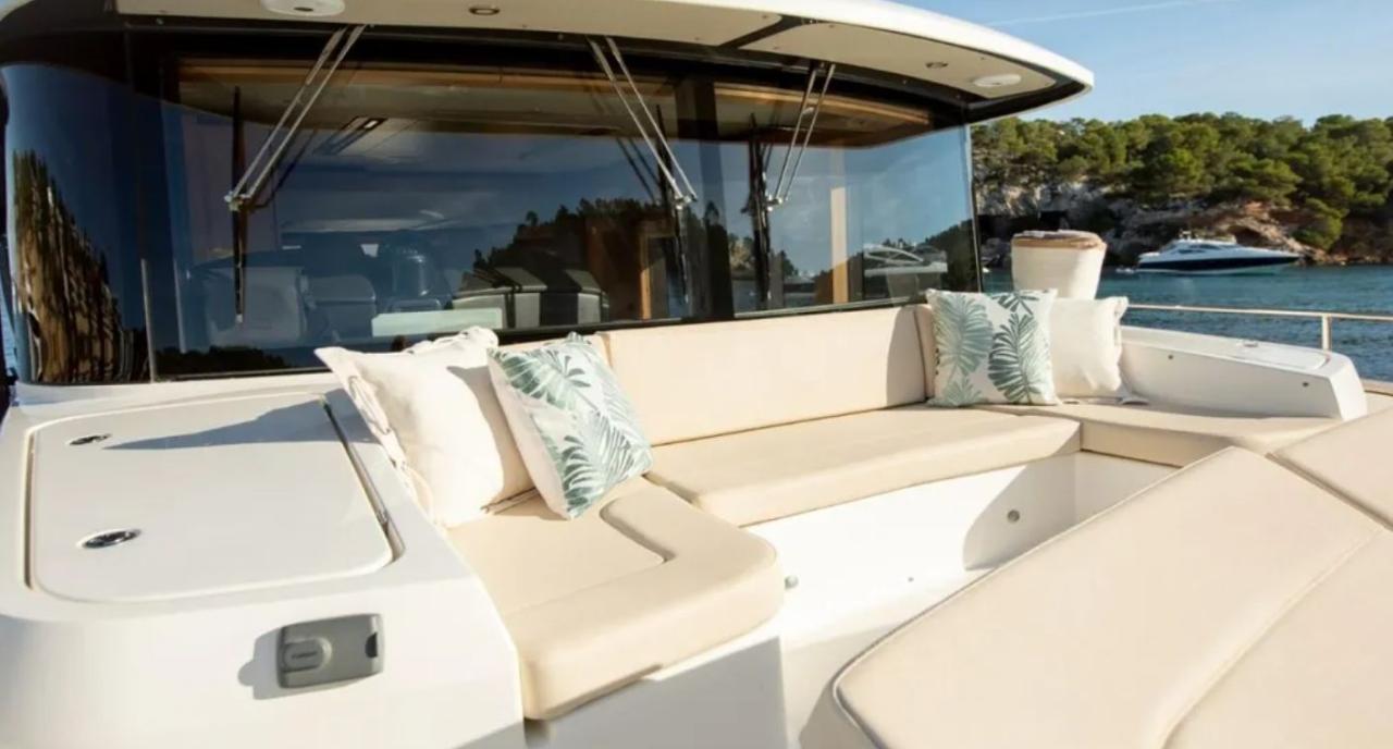Absolute Navetta 58 — photo 8