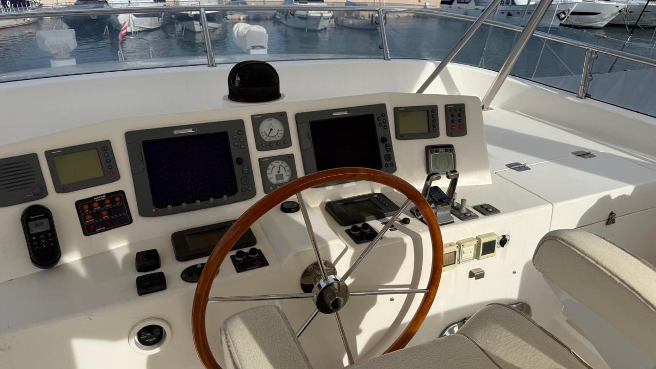 Grand Banks 59 Aleutian RP — photo 25