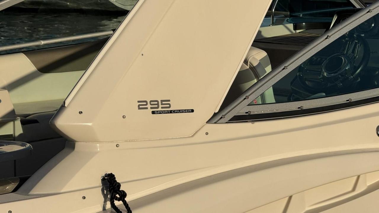 Monterey 295 sportcruiser — photo 14