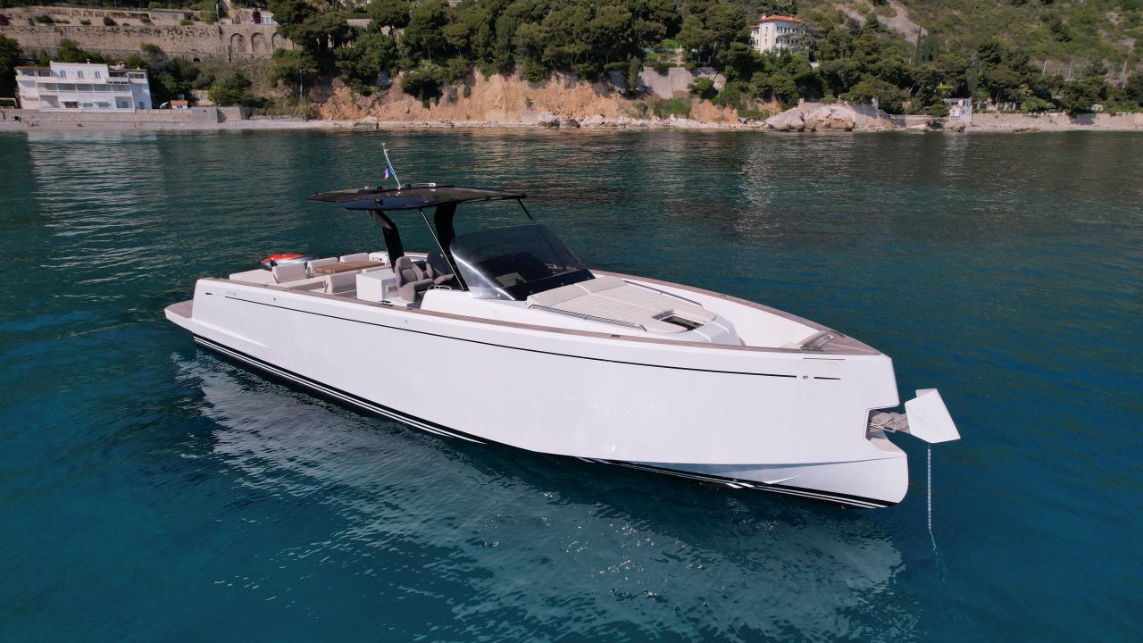 Pardo Yachts 43 — photo 1 of 5
