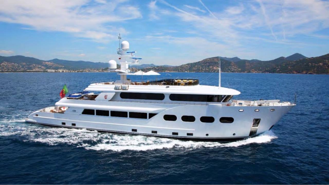 EUROCRAFT EXPLORER 44 — photo 1 of 5