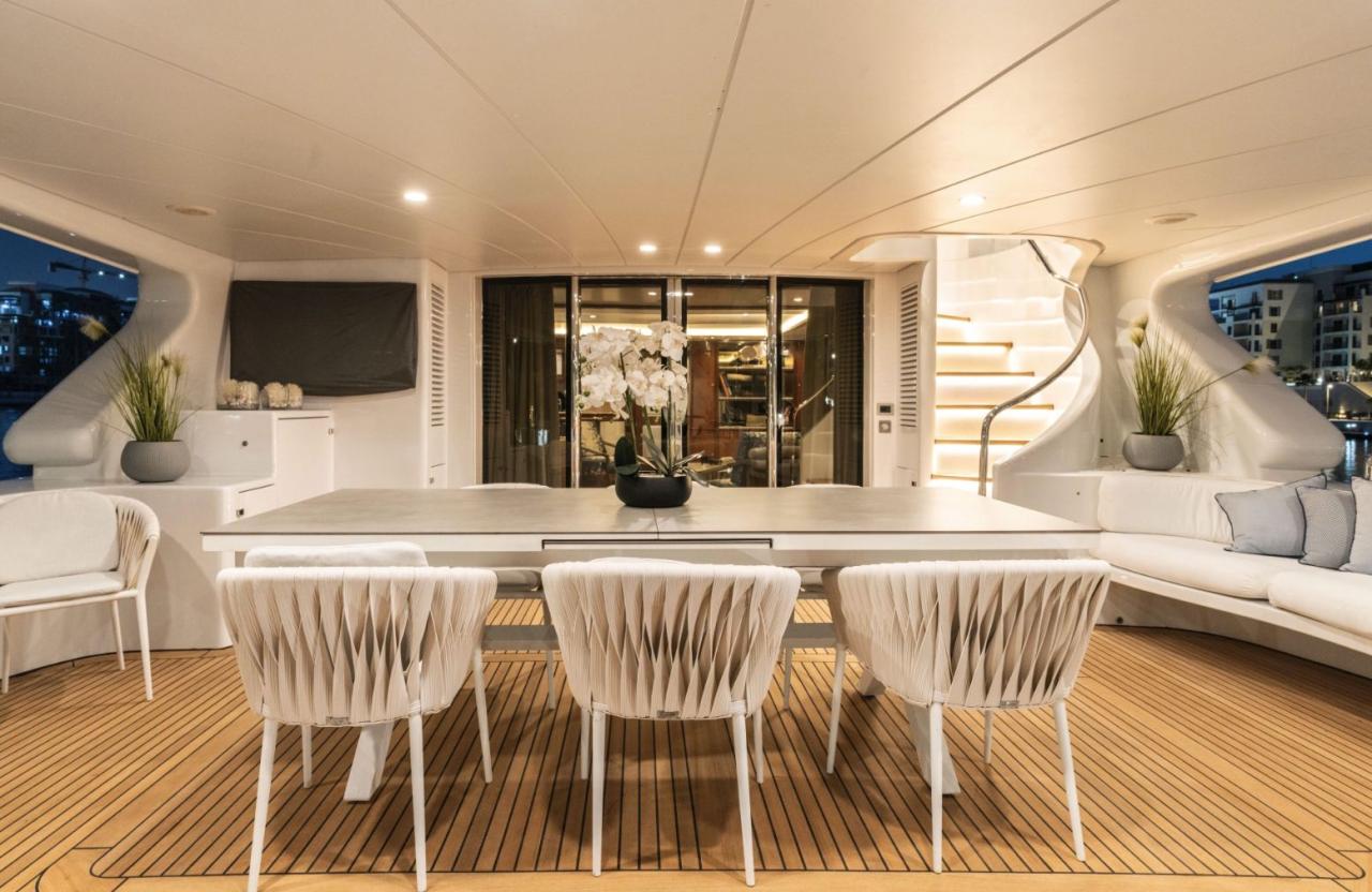 Benetti 115 Classic — photo 11