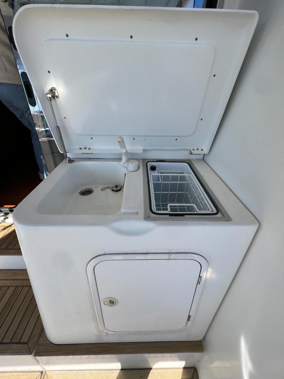 Beneteau Antares 13.80 — photo 18