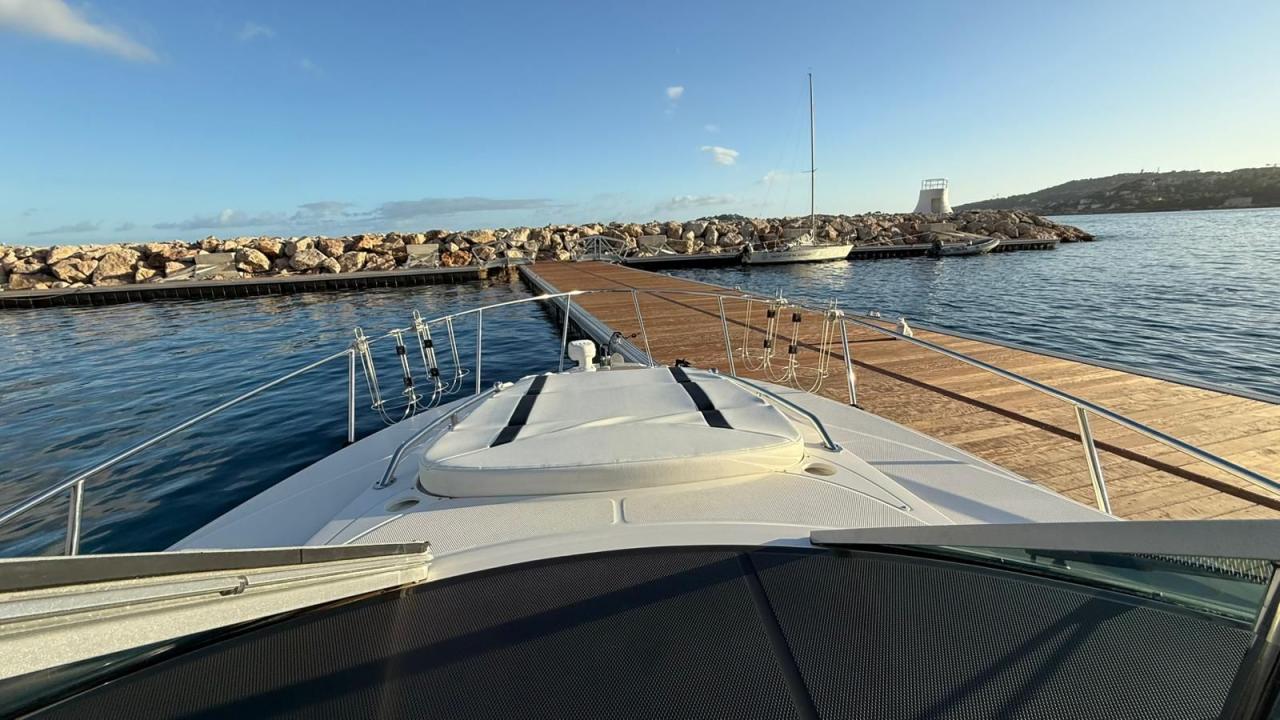 Monterey 295 sportcruiser — photo 23