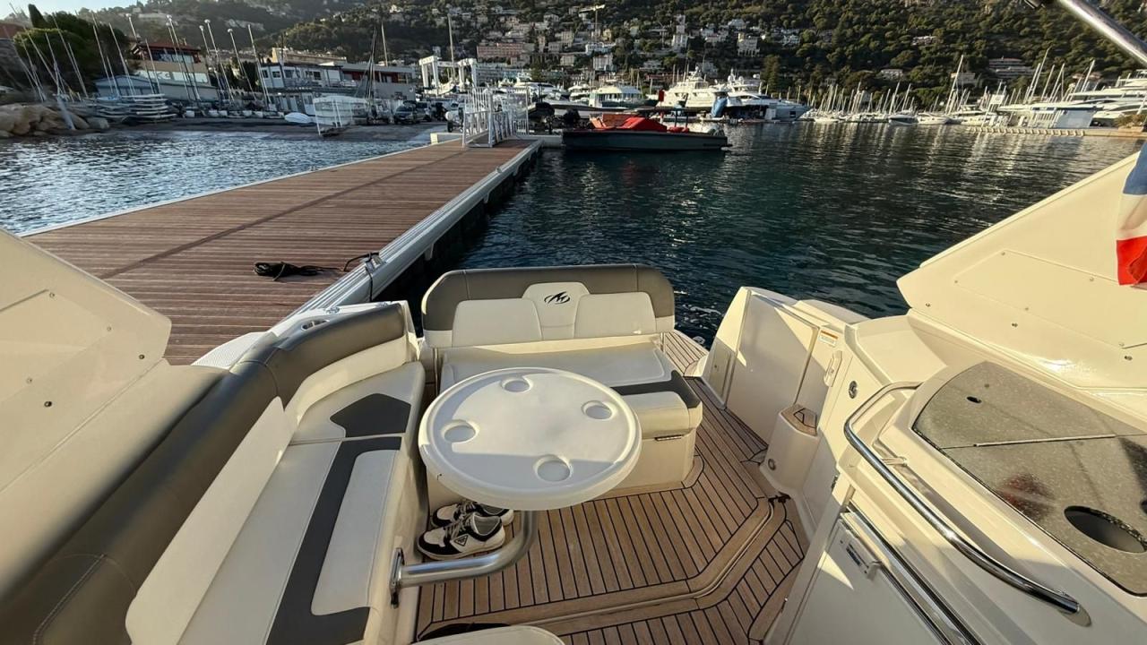 Monterey 295 sportcruiser — photo 18