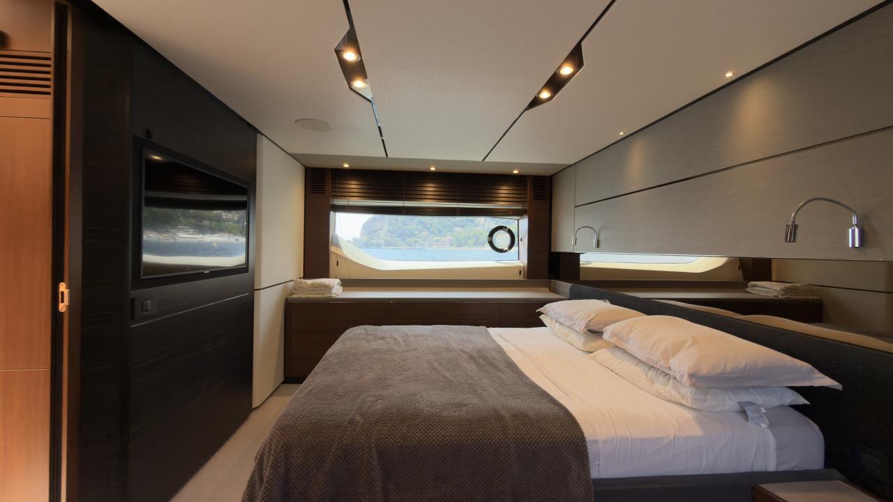 Princess S65 — photo 26