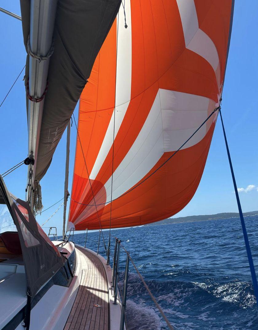 Bavaria C45 — photo 12