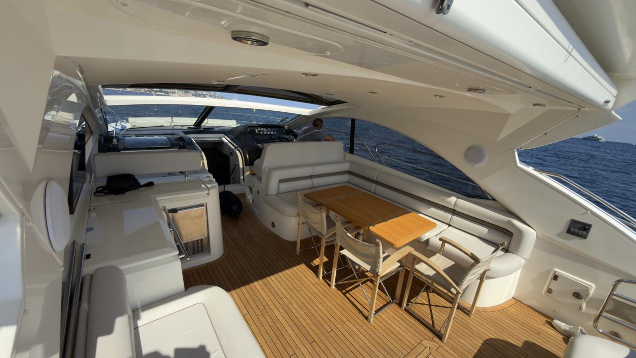 Sunseeker Predator 60 — photo 40