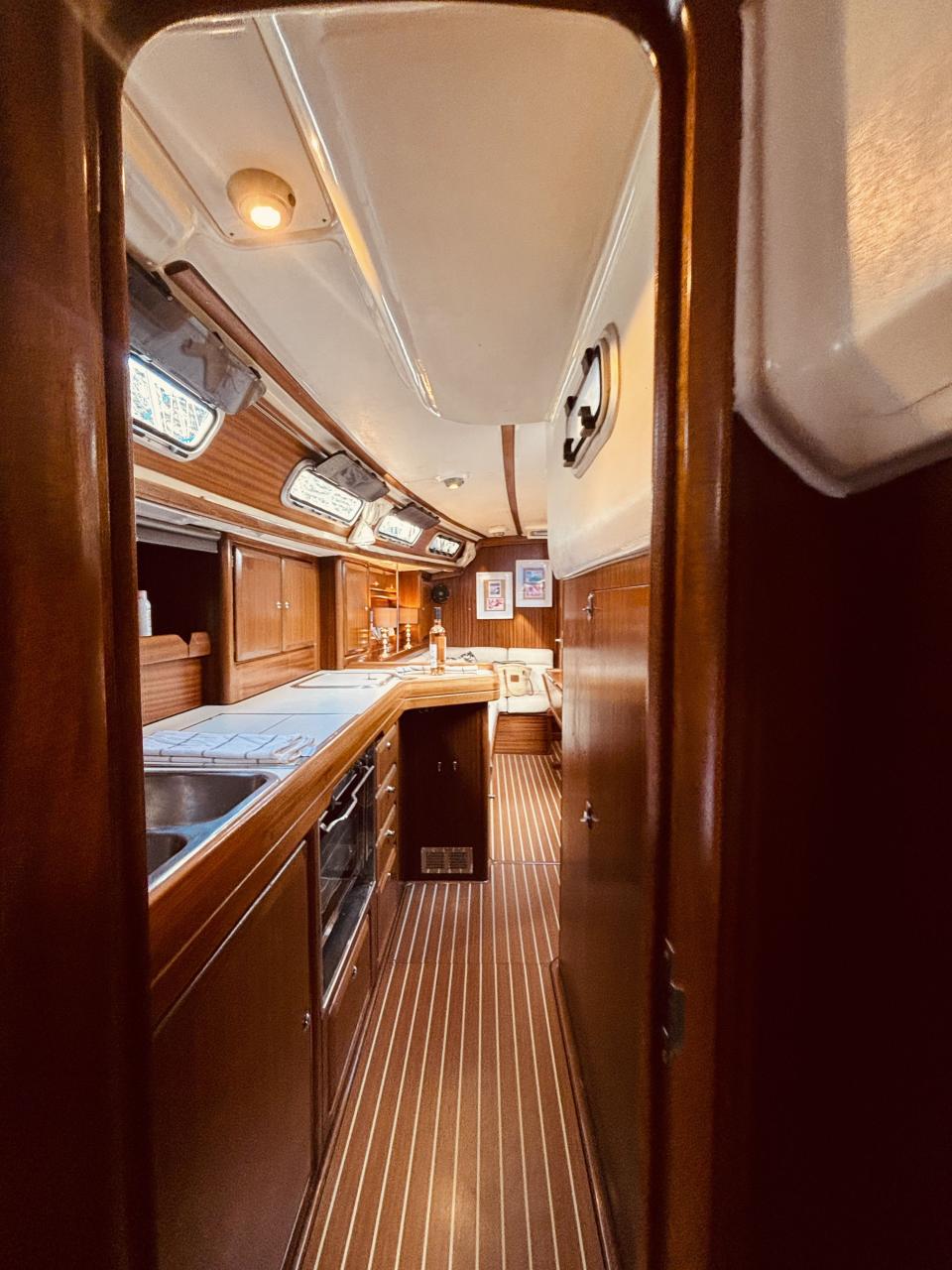 Bavaria 38 Ocean — photo 16