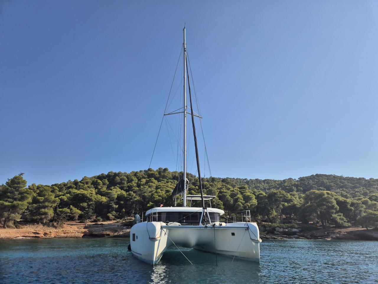 Lagoon 42 — photo 12