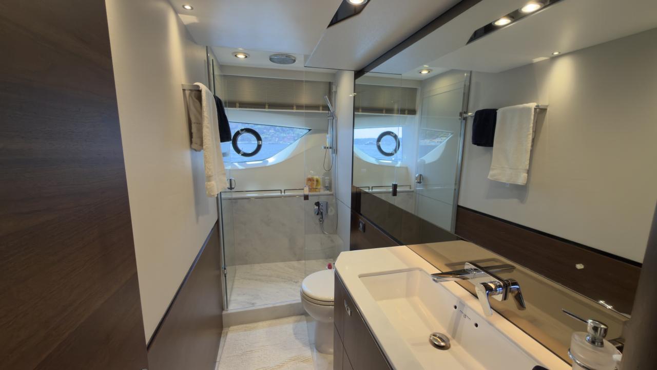Princess S65 — photo 32