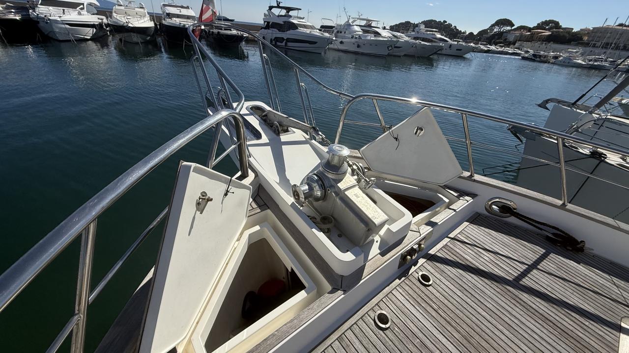 Grand Banks 59 Aleutian RP — photo 12
