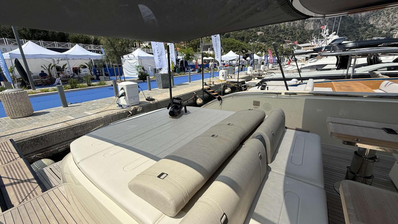Invictus Yacht Invictus TT 460 — photo 16