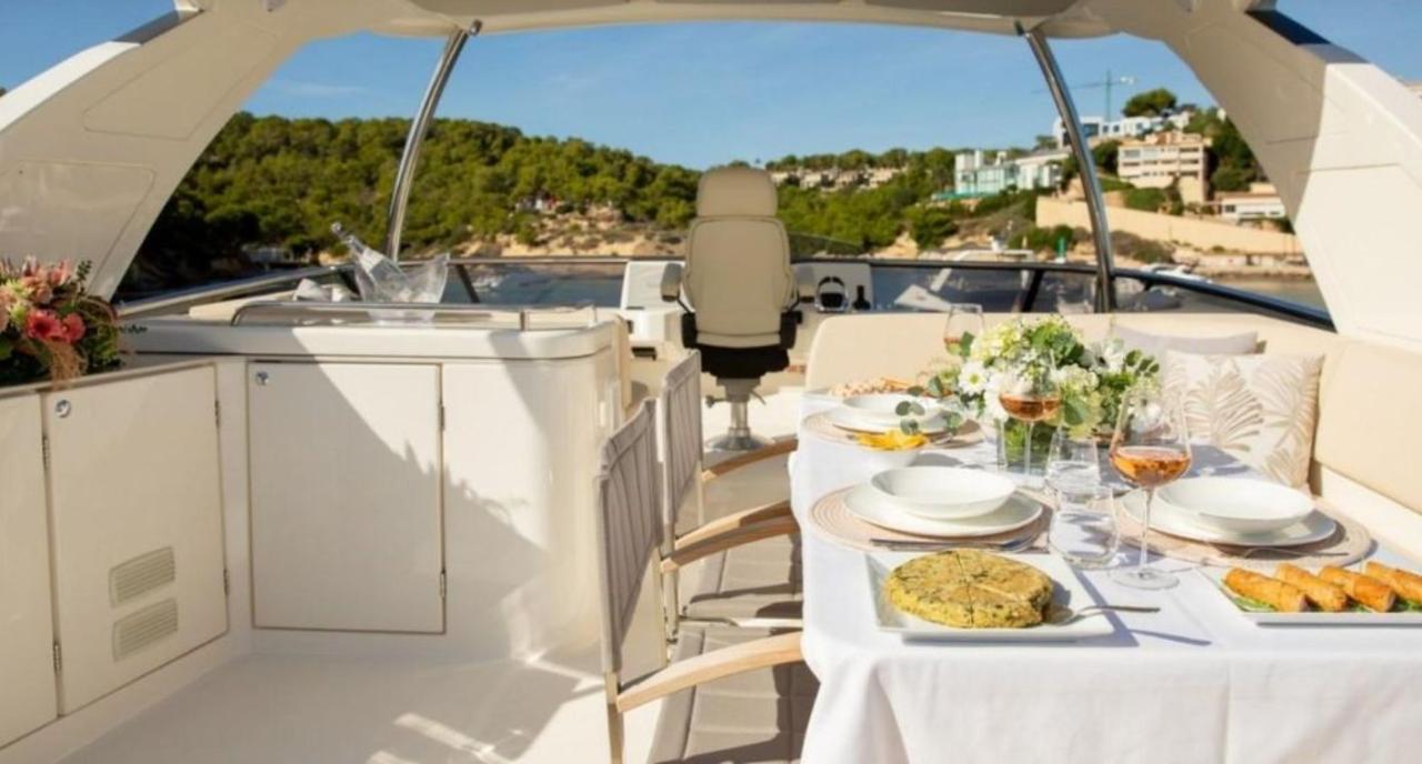 Absolute Navetta 58 — photo 6
