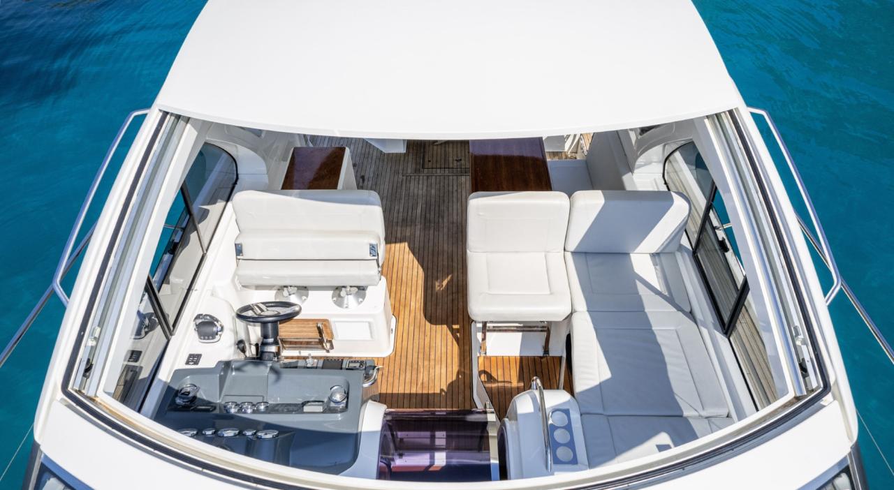 Bavaria 400 HT — photo 8