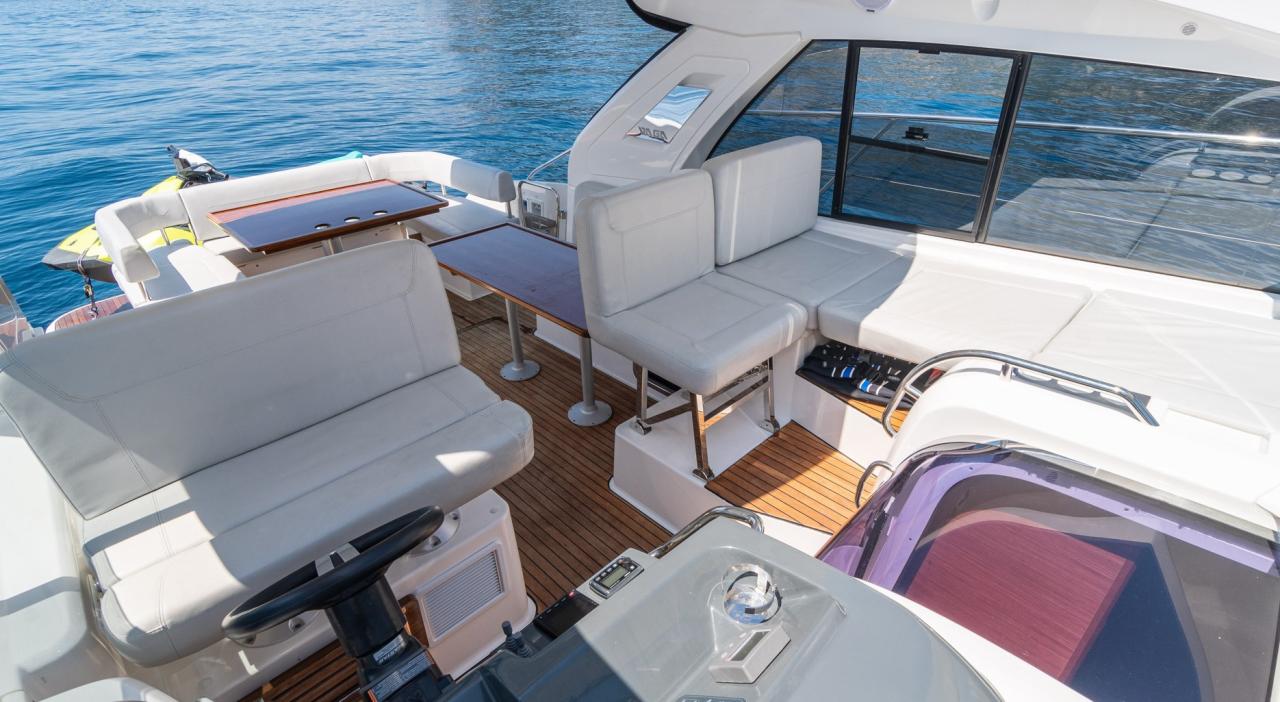 Bavaria 400 HT — photo 9