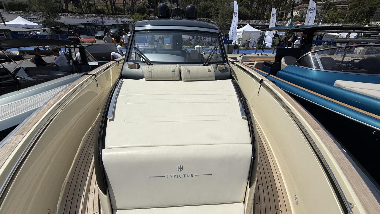 Invictus Yacht Invictus TT 460 — photo 22
