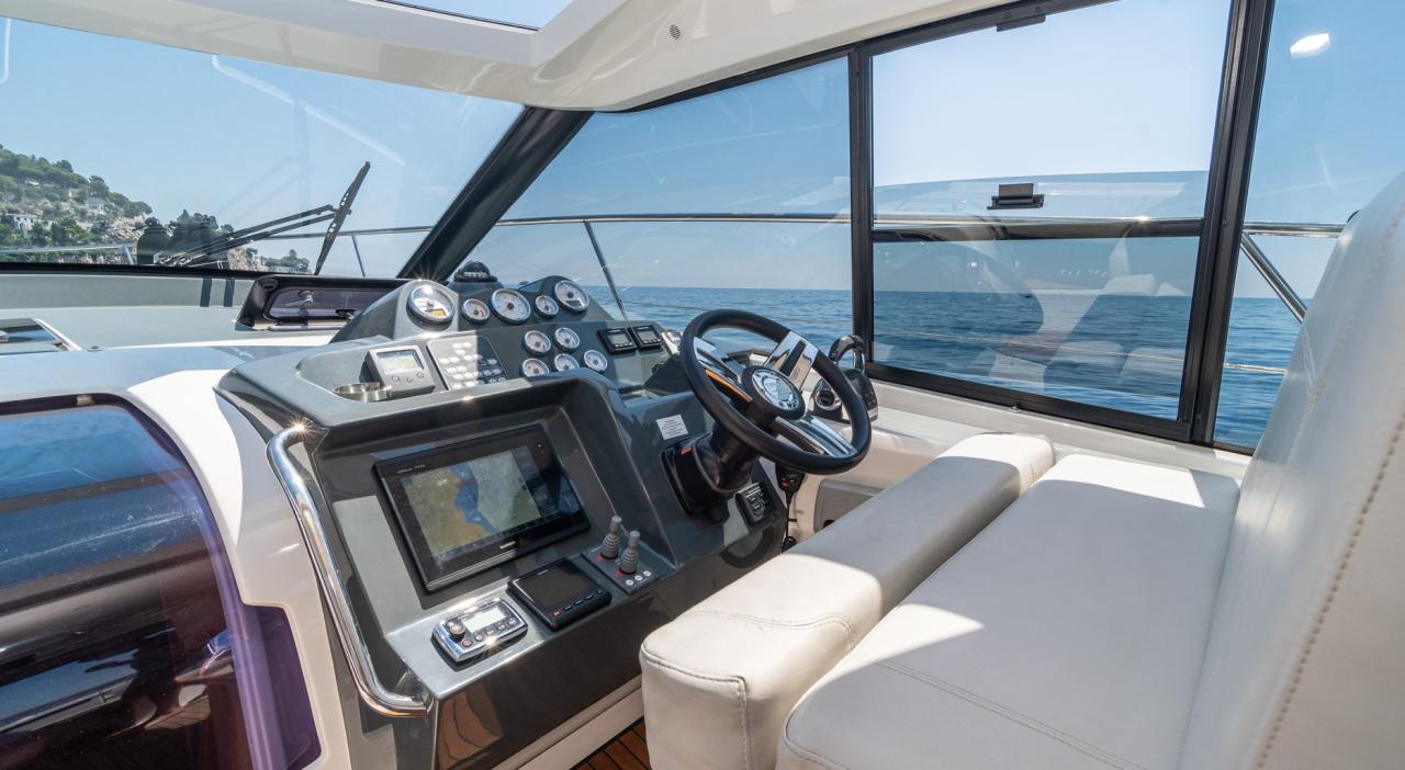 Bavaria 400 HT — photo 10
