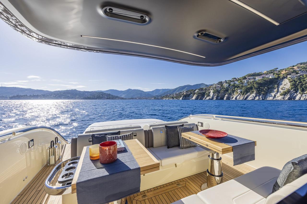 Invictus Yacht Invictus TT 460 — photo 6
