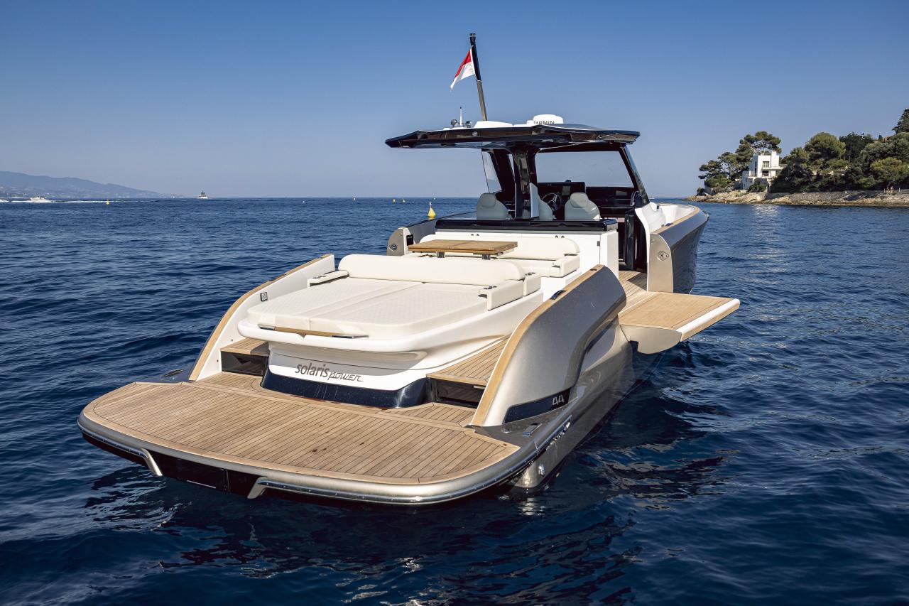 Solaris Power 44 Open — photo 7