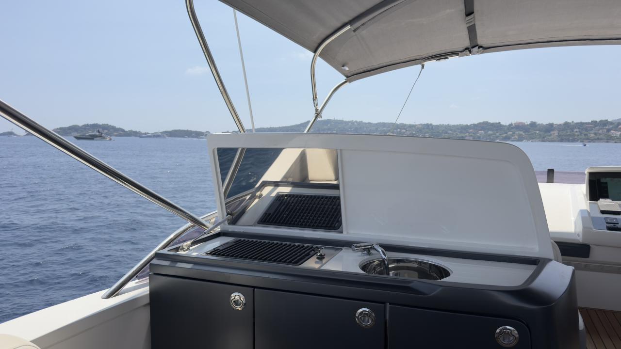 Princess S65 — photo 20
