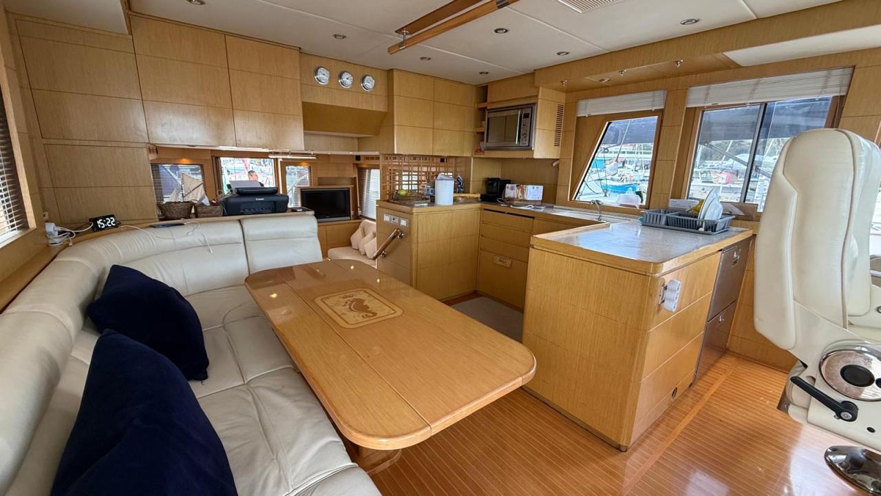 Grand Banks 59 Aleutian RP — photo 37