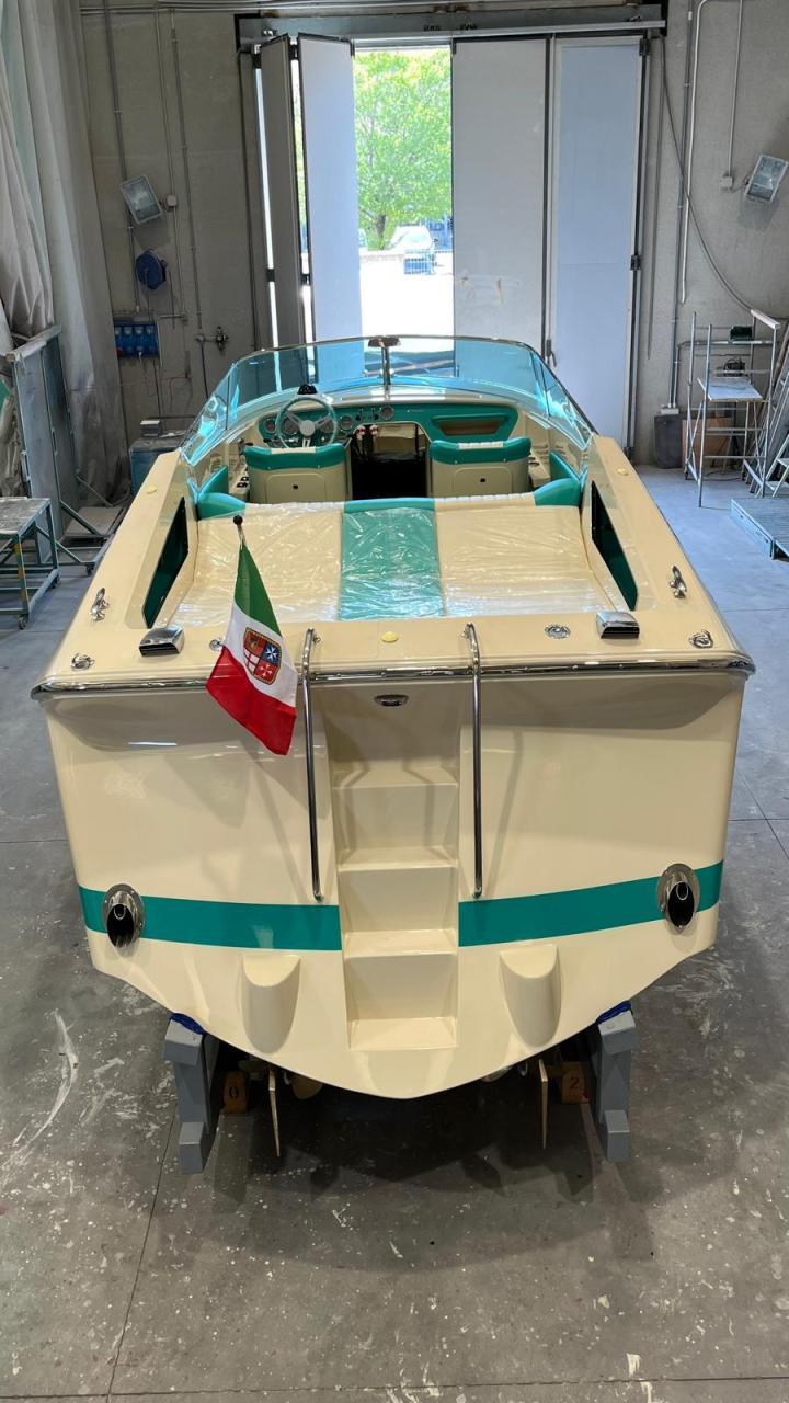 Riva Saint tropez 211 — photo 38