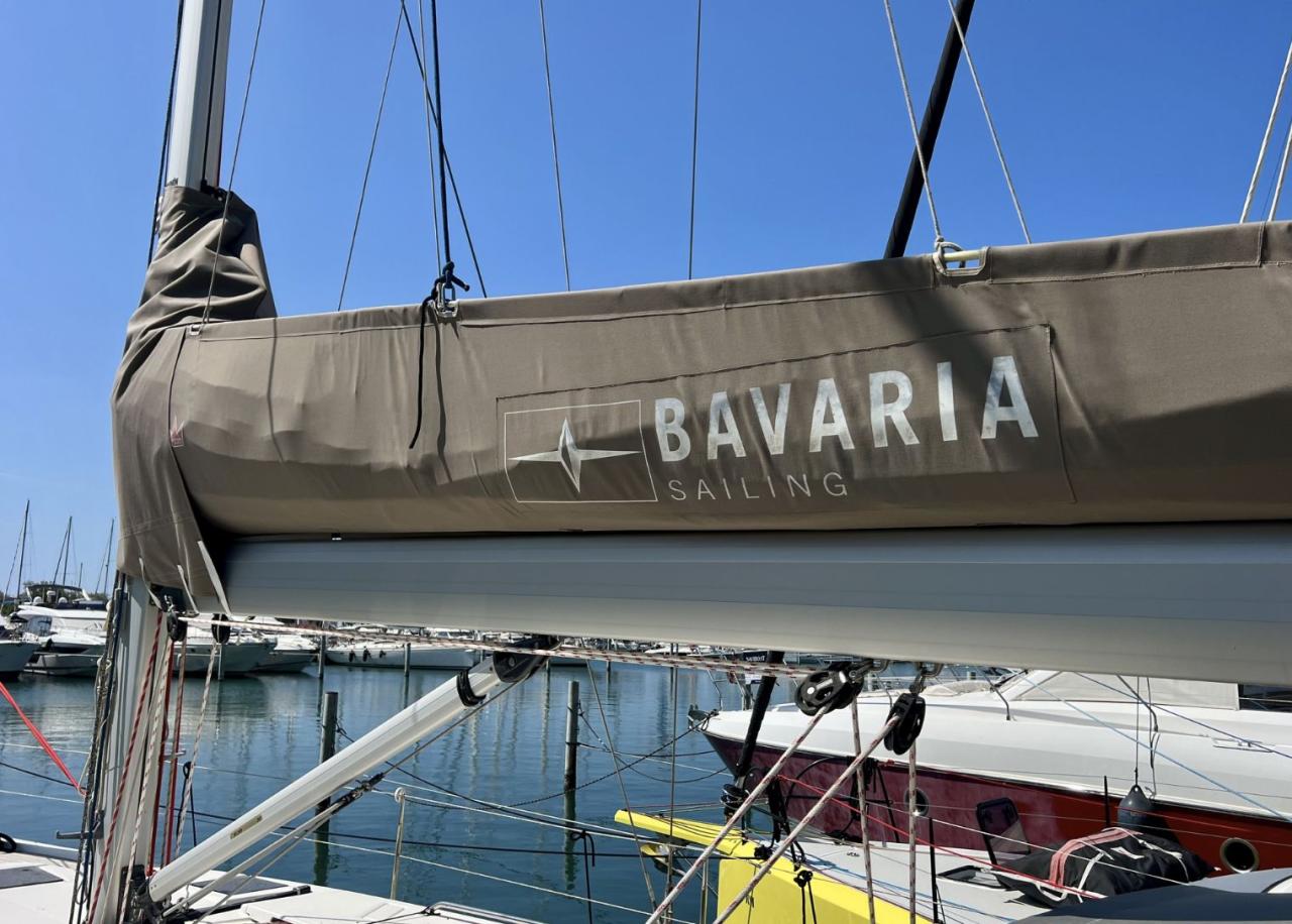 Bavaria C45 — photo 8
