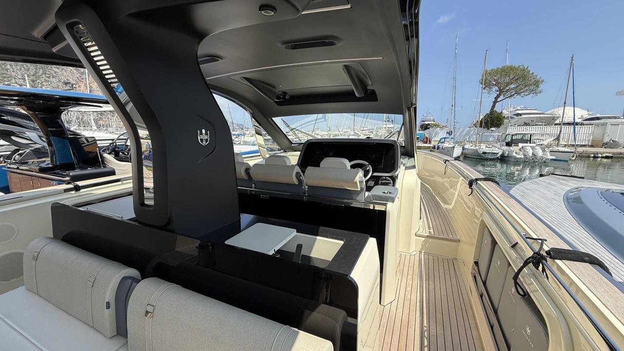 Invictus Yacht Invictus TT 460 — photo 17