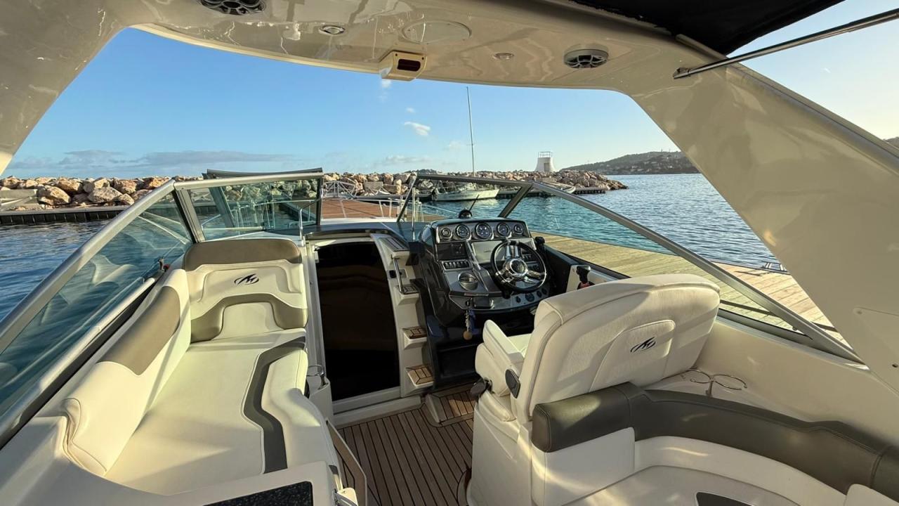 Monterey 295 sportcruiser — photo 20