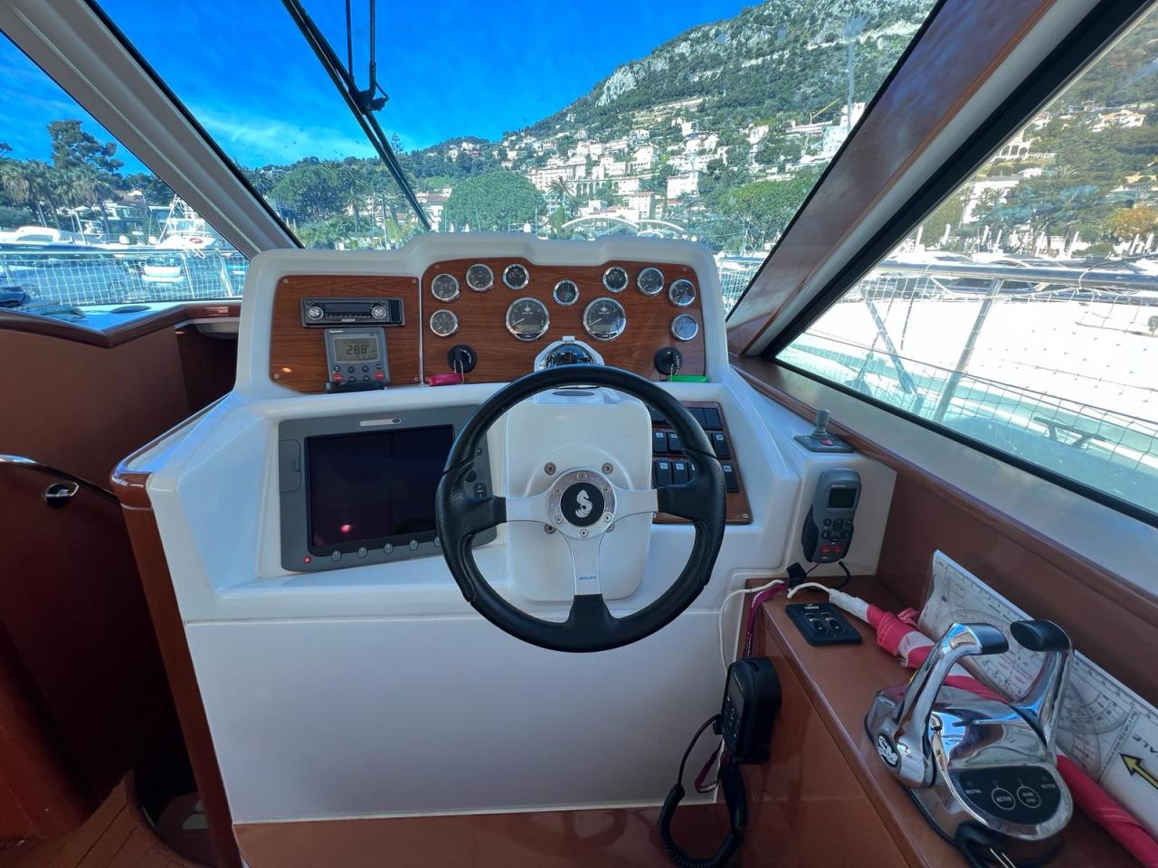 Beneteau Antares 13.80 — photo 14