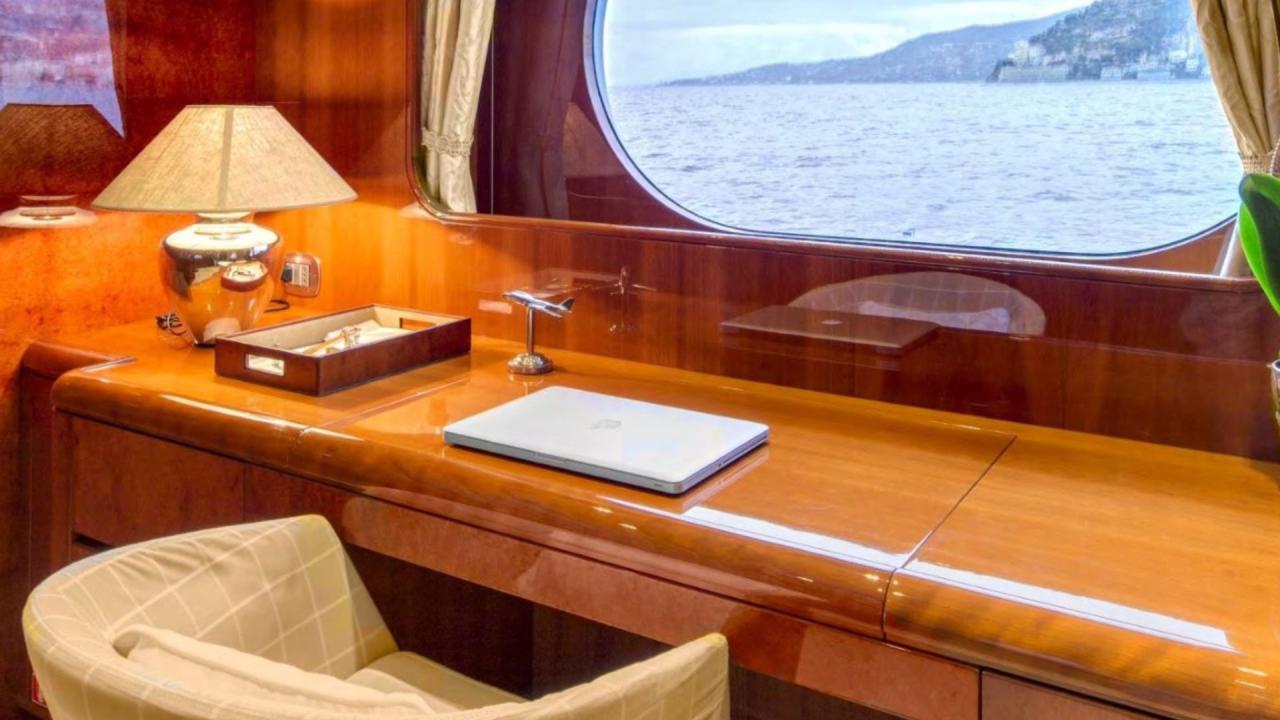 Eurocraft Explorer 44 — photo 26