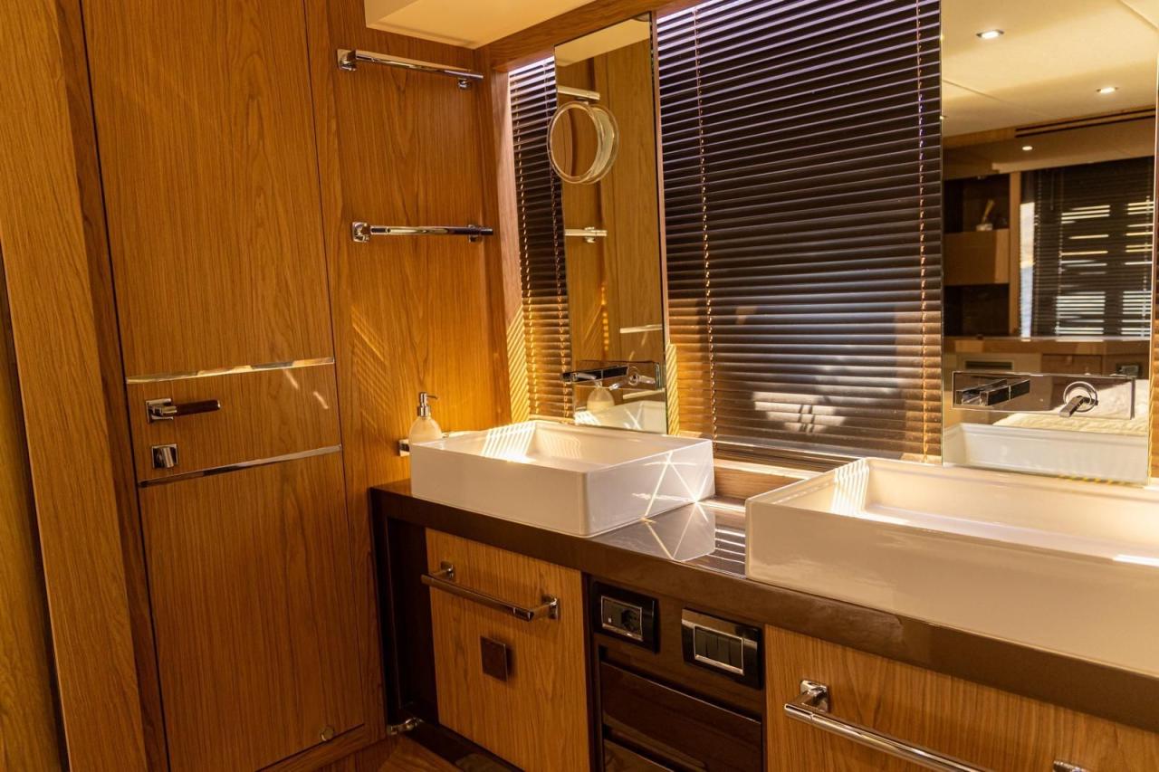 Sessa Marine C68 — photo 28