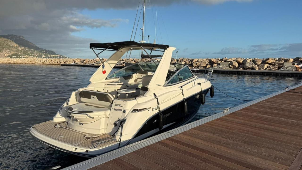 Monterey 295 sportcruiser — photo 16