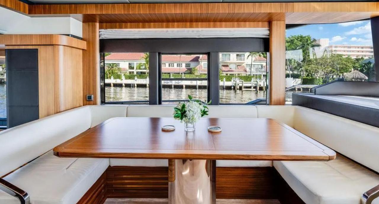 Absolute Navetta 58 — photo 18