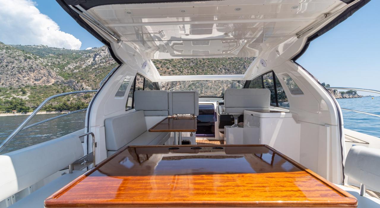 Bavaria 400 HT — photo 13