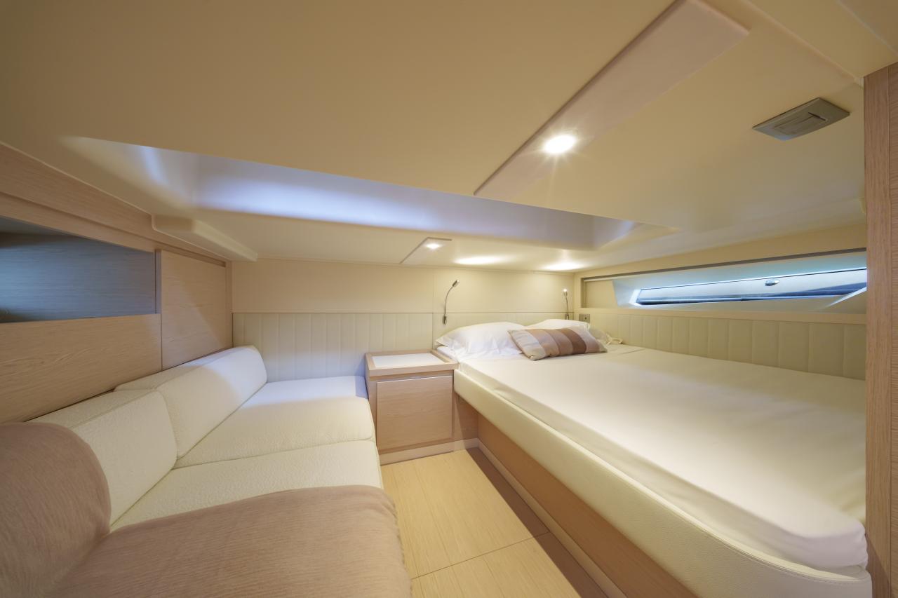 Solaris Power 44 Open — photo 10