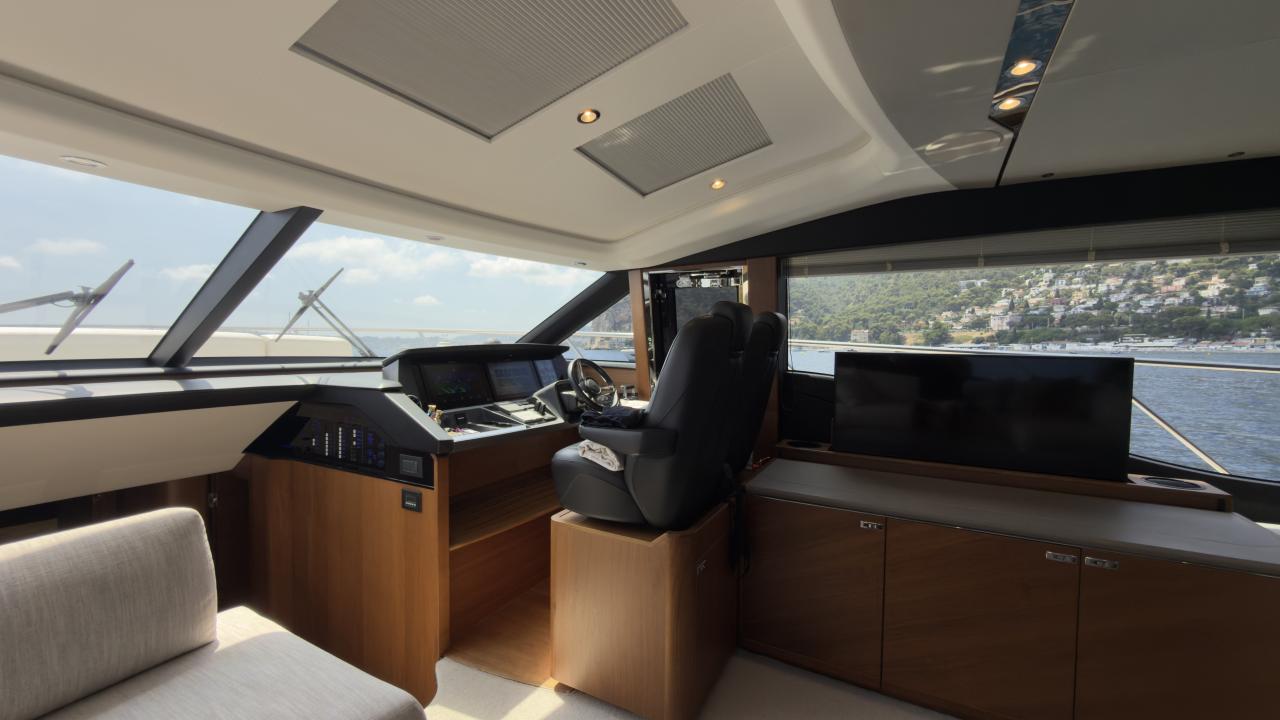 Princess S65 — photo 24