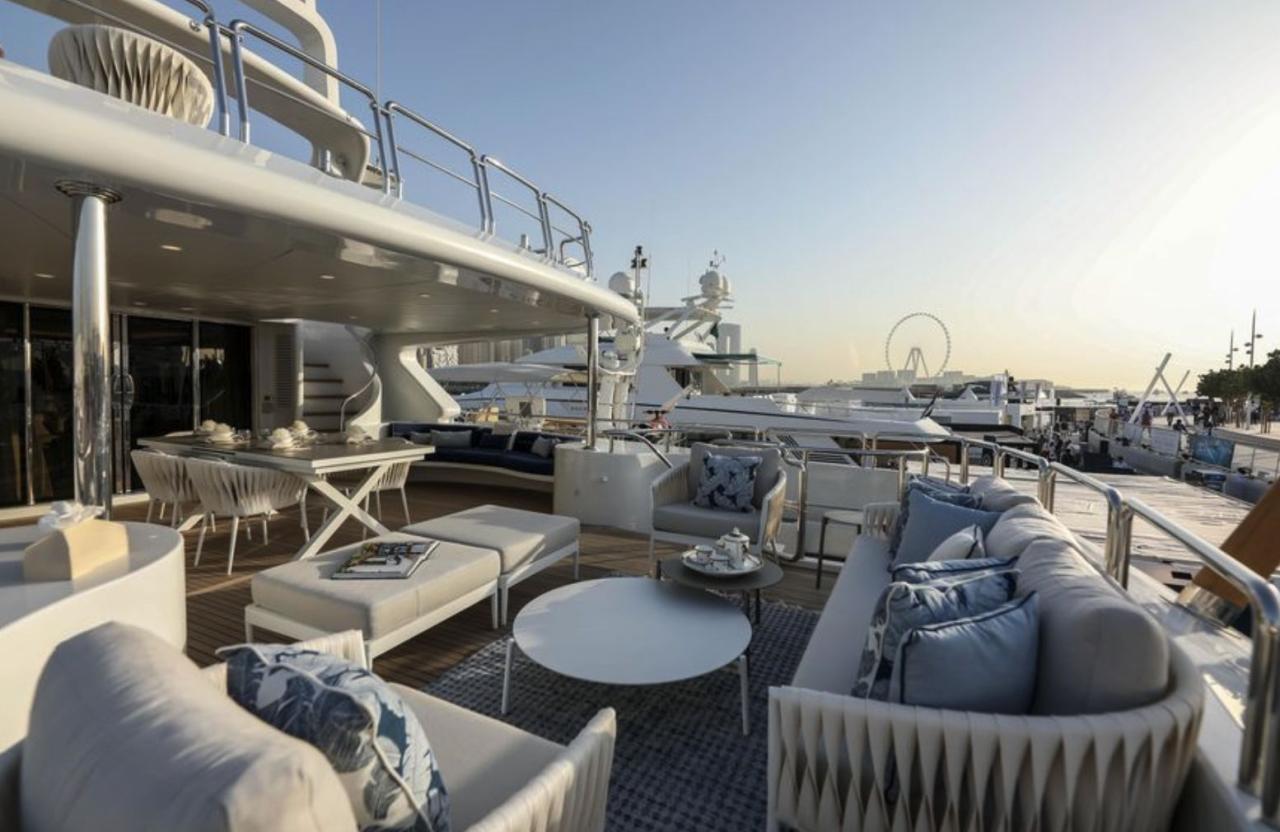 Benetti 115 Classic — photo 9