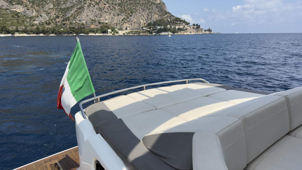 Princess S65 — photo 11
