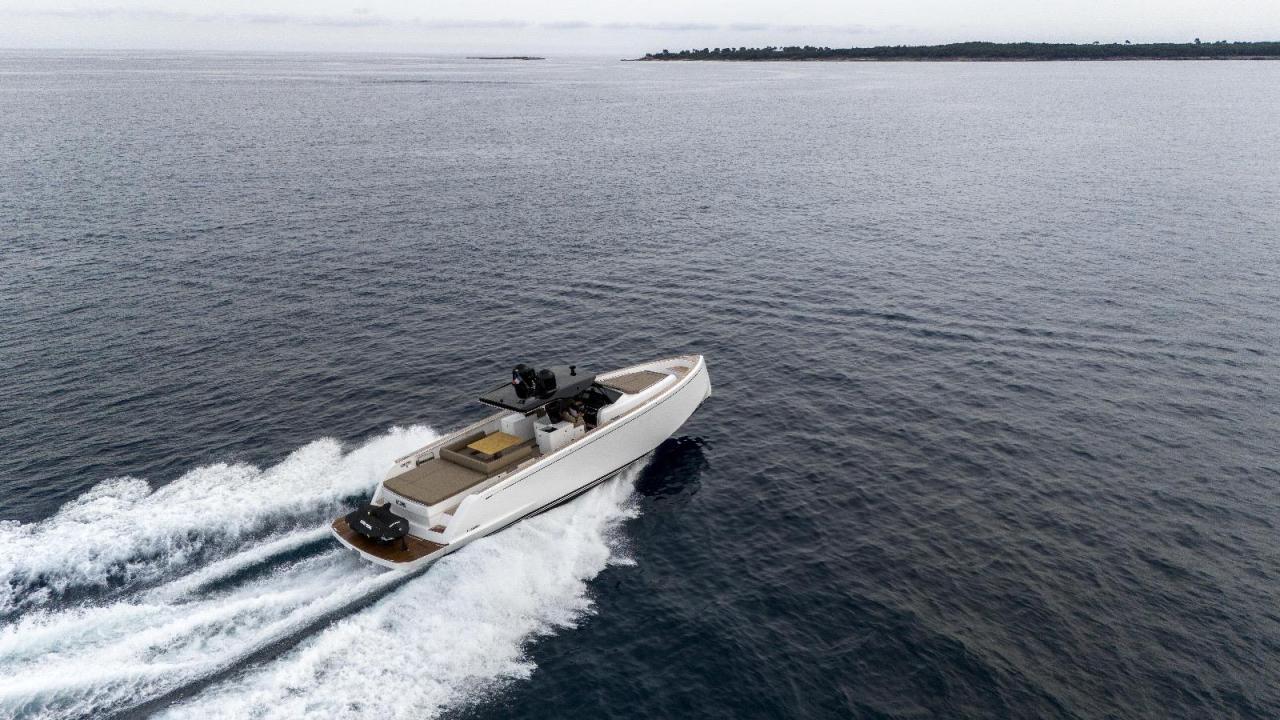 Pardo Yachts 50 — photo 1 of 5