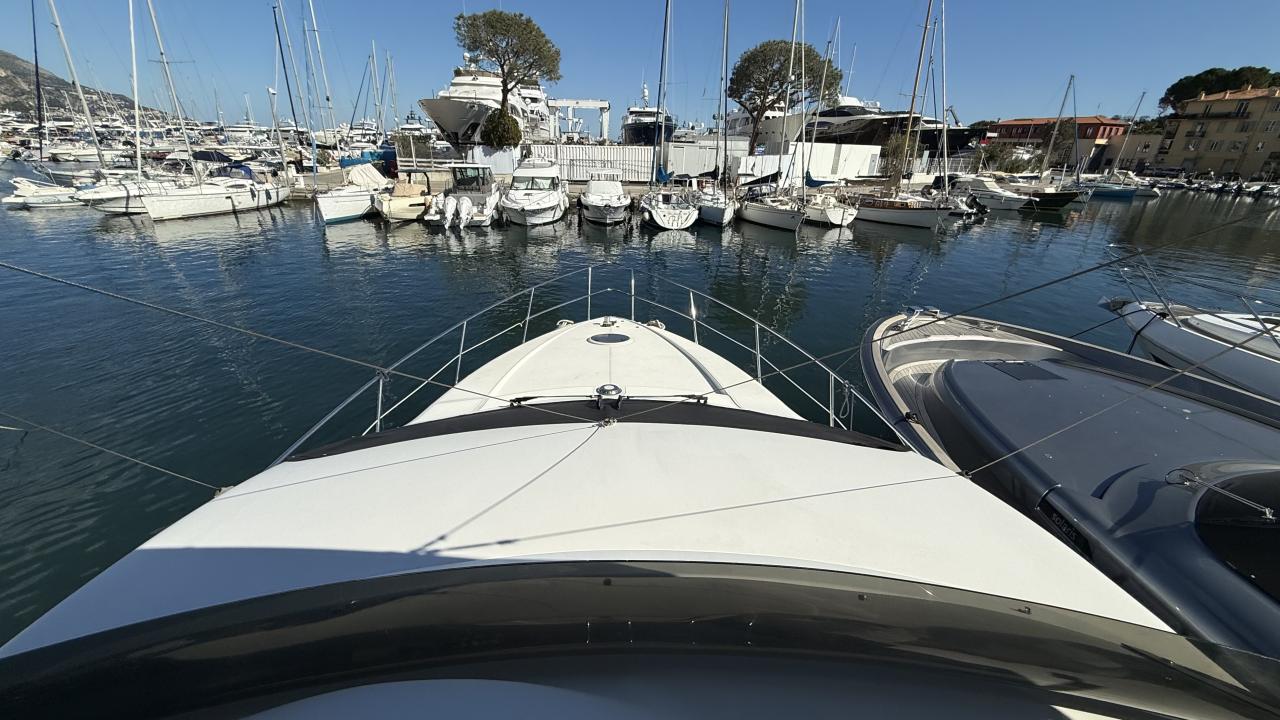 Azimut Yachts Azimut 46 — photo 17