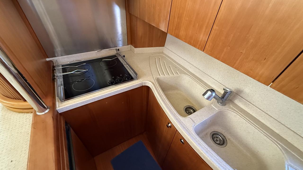 Azimut Yachts Azimut 46 — photo 28