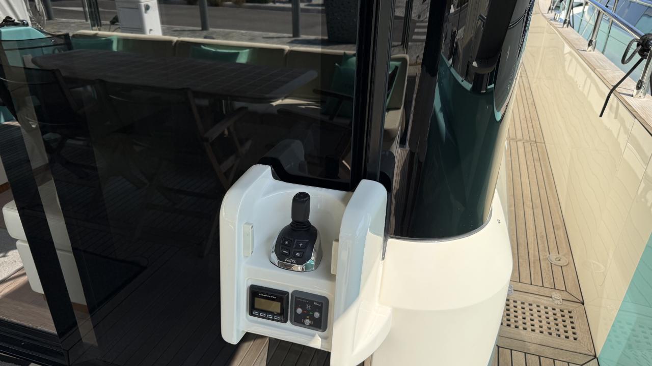 Absolute Navetta 58 — photo 6