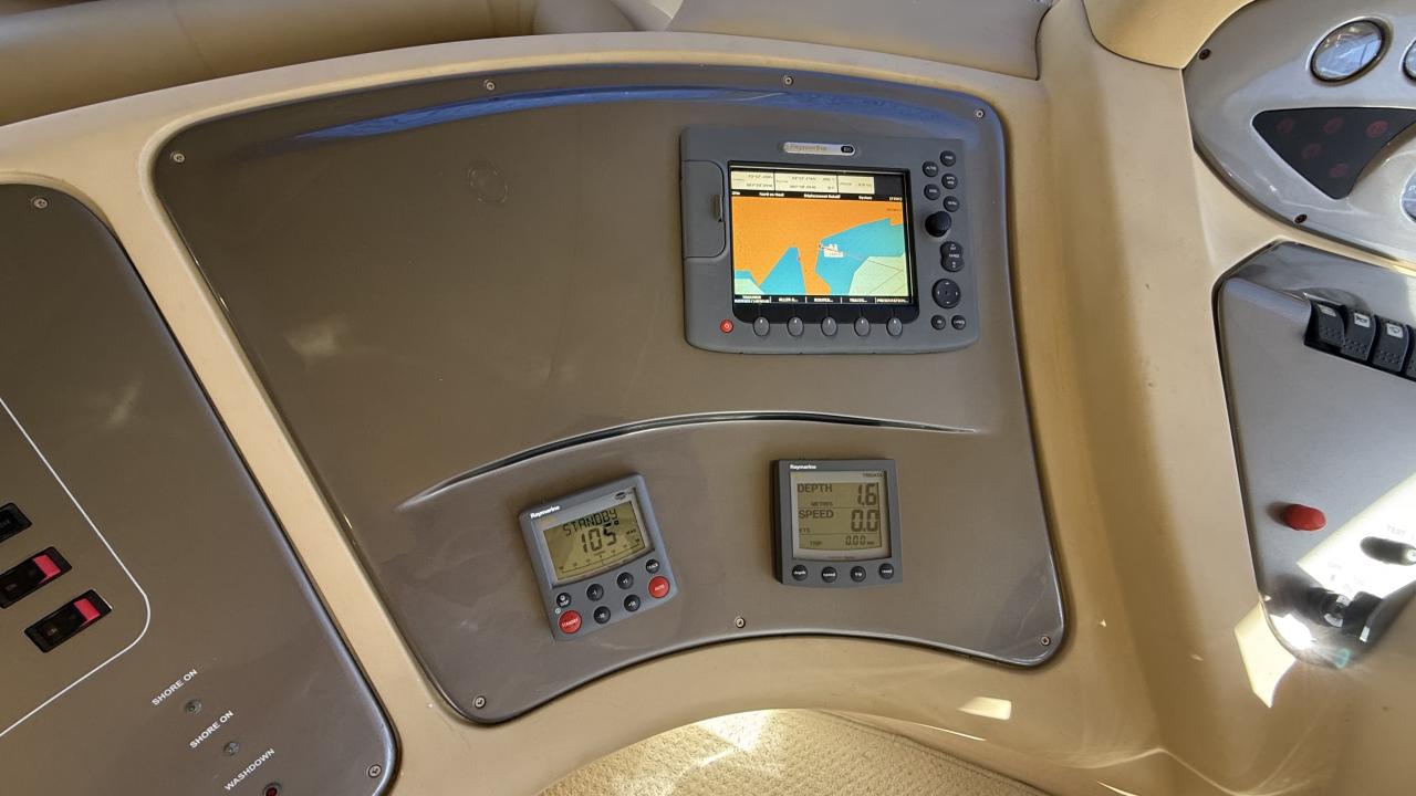 Azimut Yachts Azimut 46 — photo 25
