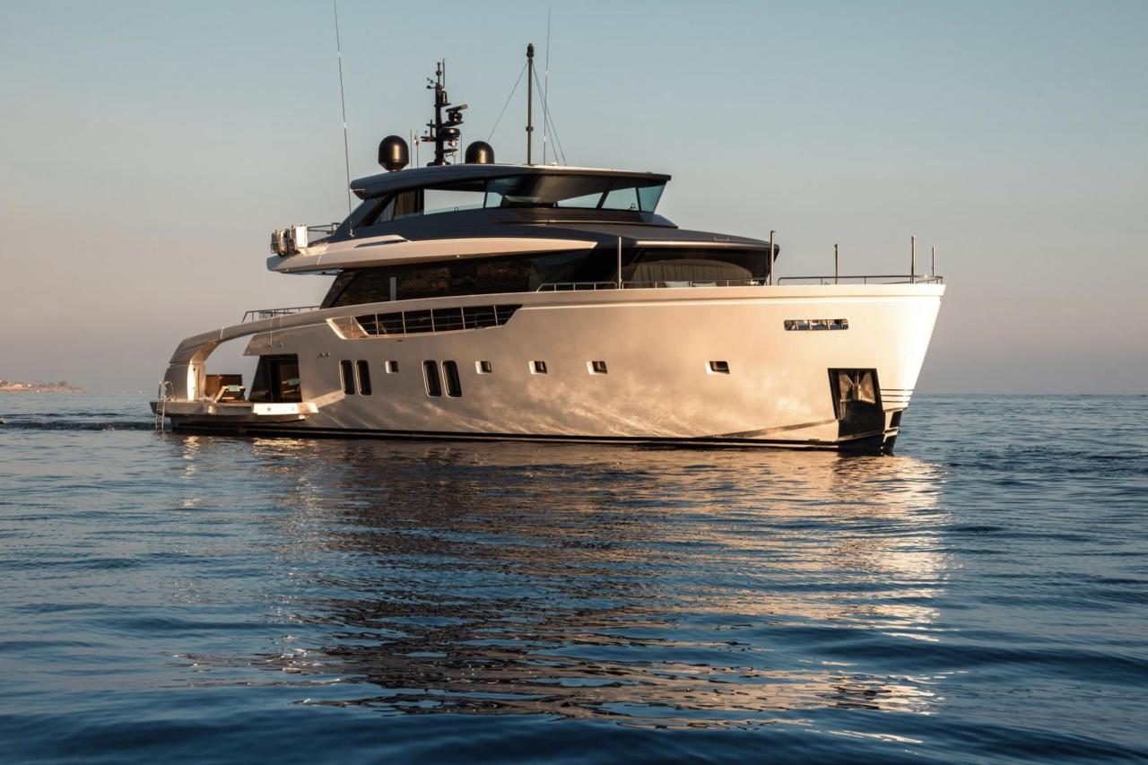 Sanlorenzo SX112 — photo 3