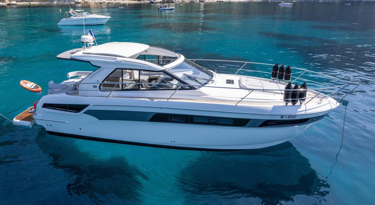 Bavaria 400 HT — photo 4